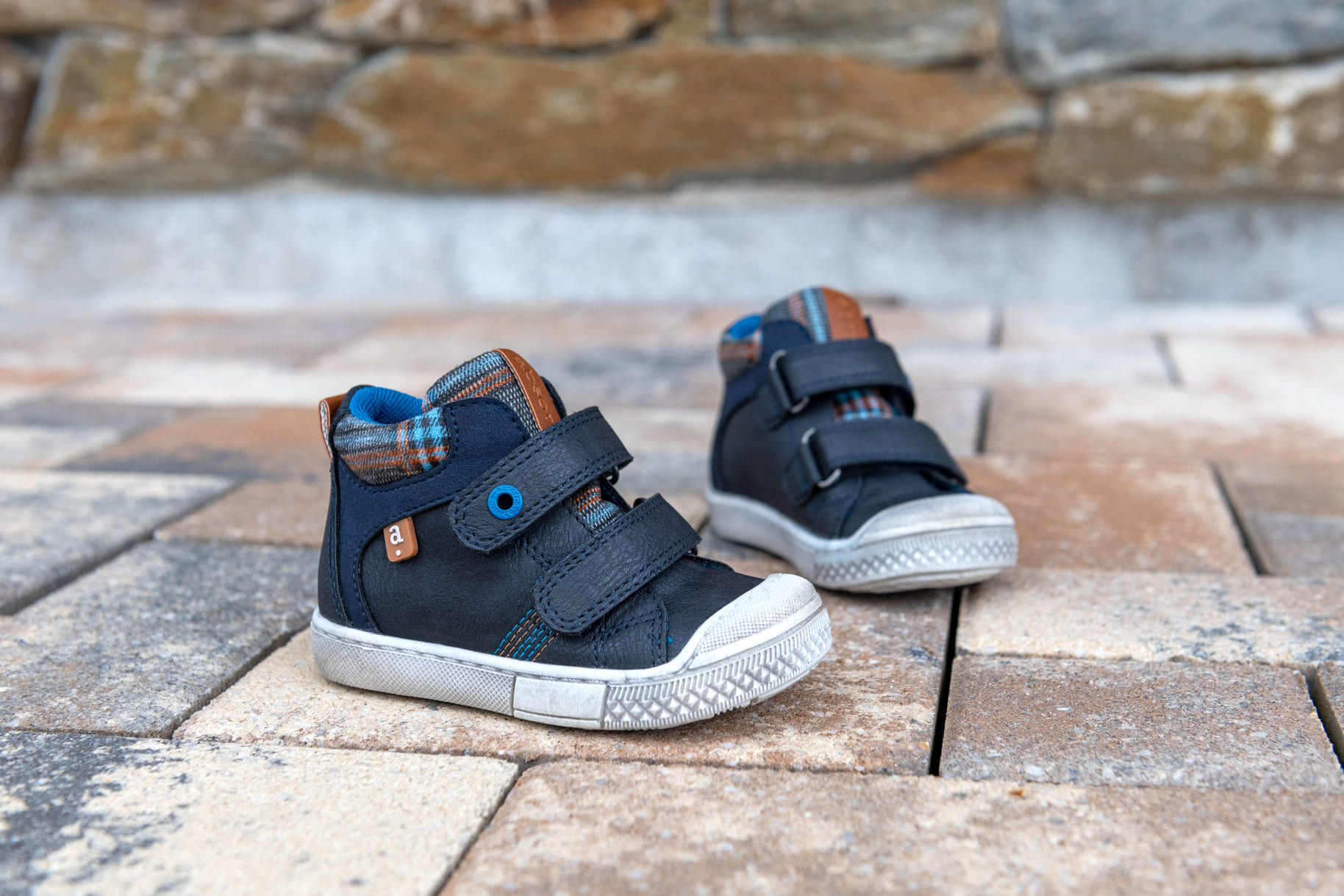 Chaussures bébé premiers pas : comment bien les choisir ? - Chaussea