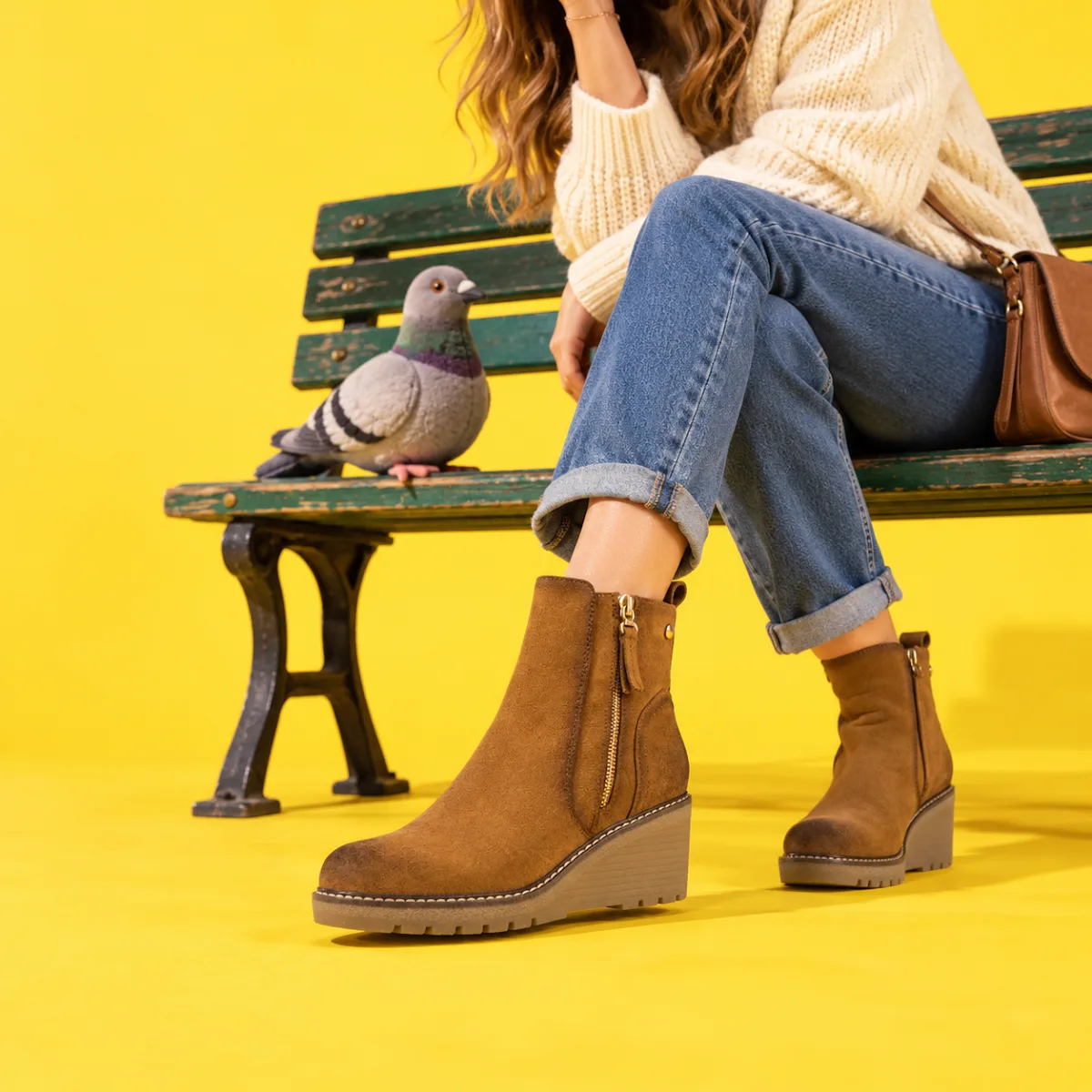 Bottines cognac compensées Sinequanone portées