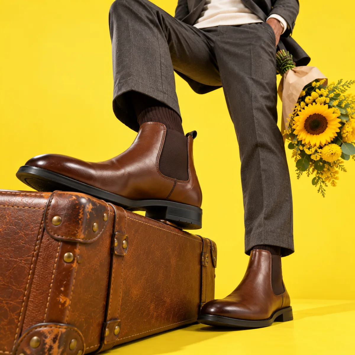 Chelsea boots en cuir marron Matteo Rossi portées